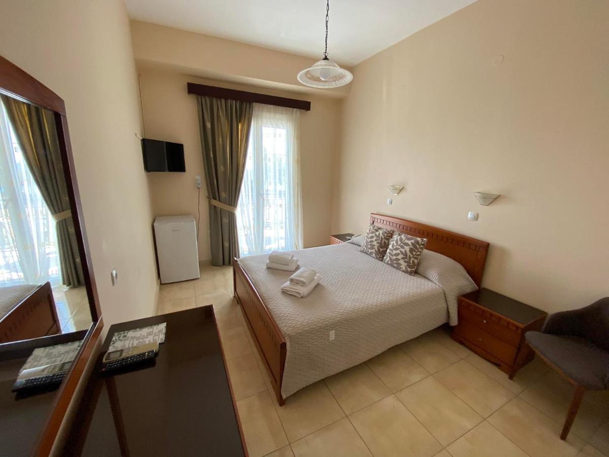 Hotel Pavlos - Studios Tolón Eksteriør bilde