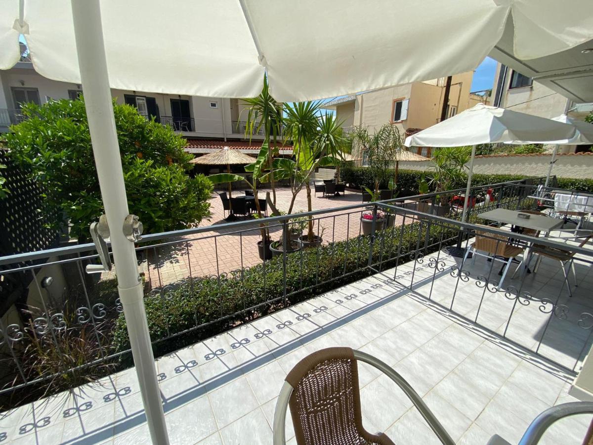 Hotel Pavlos - Studios Tolón Eksteriør bilde