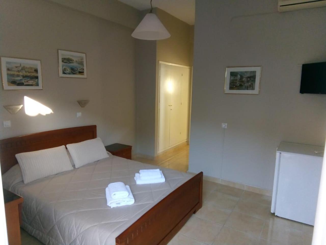 Hotel Pavlos - Studios Tolón Eksteriør bilde