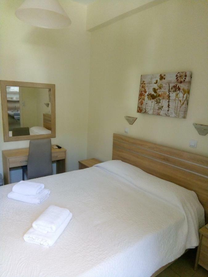 Hotel Pavlos - Studios Tolón Eksteriør bilde